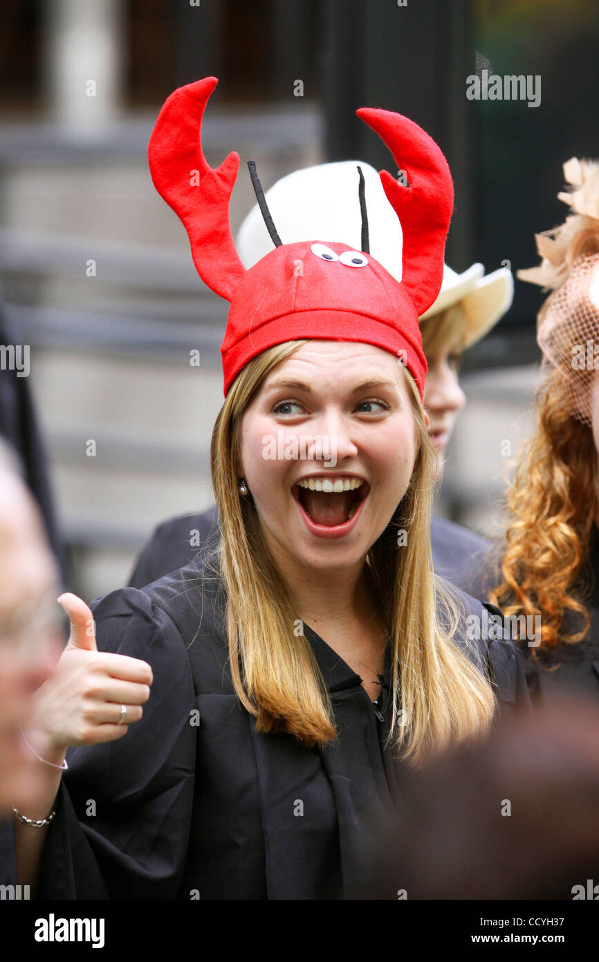 Yale graduates hi-res stock photography and images - Alamy