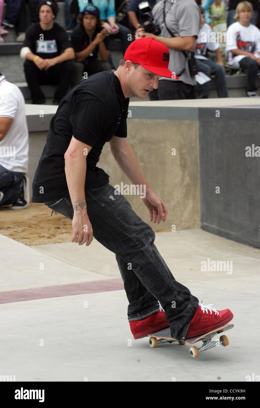 Skateboarder Rob Dyrdek is skating at the grand opening of a skate park in  North Hollywood. (Photo by Ringo Chiu / Zuma Press Stock Photo - Alamy