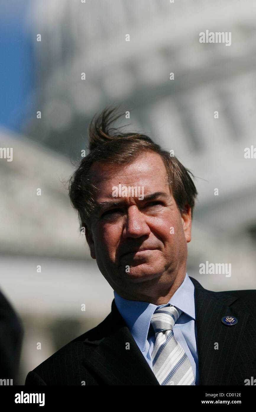 Ed Rpyce Congressman ed royce hi-res stock photography and images - Alamy
