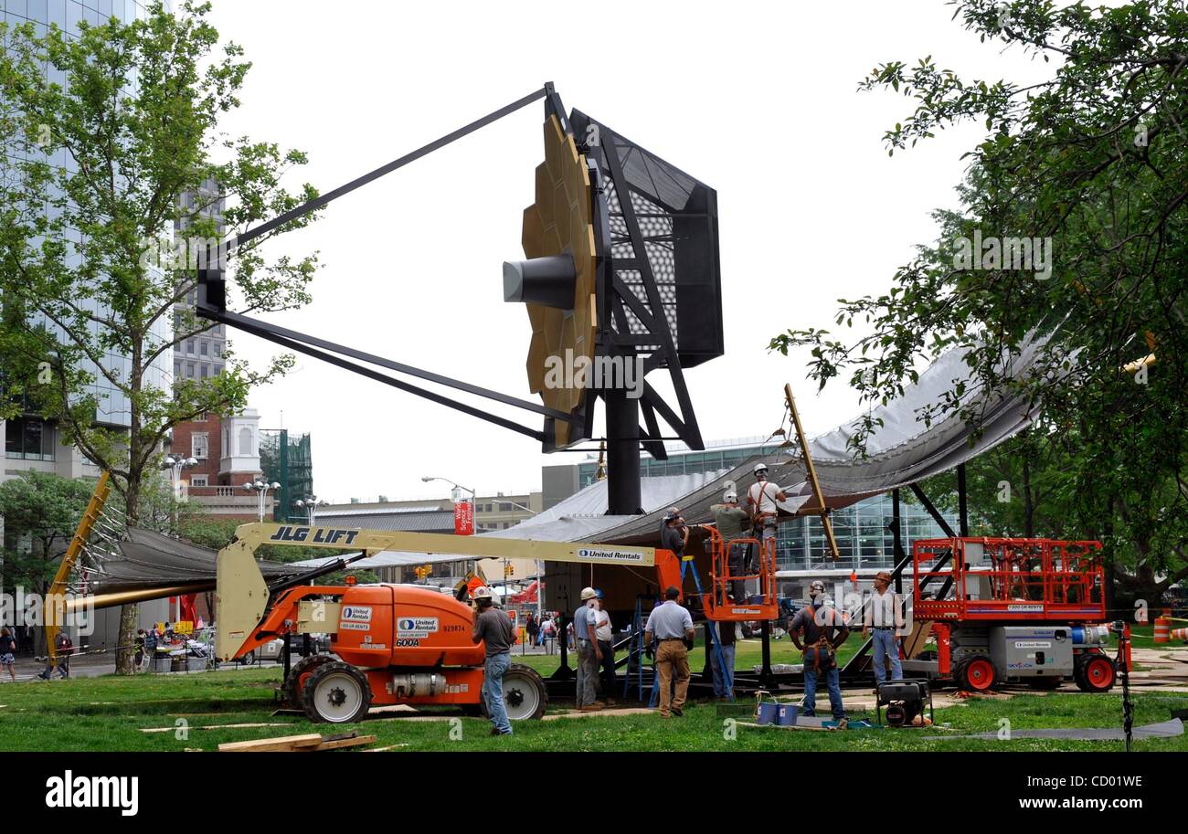 May 27, 2010 - Manhattan, New York, USA - Construction of a 1:1 replica of the James Webb Space Telescope in Battery Park in lower Manhattan. The 40 foot tall James Webb Space Telescope is the successor to the Hubble Telescope and is the centerpiece of the upcoming World Science Festival (June 2-6). Stock Photo
