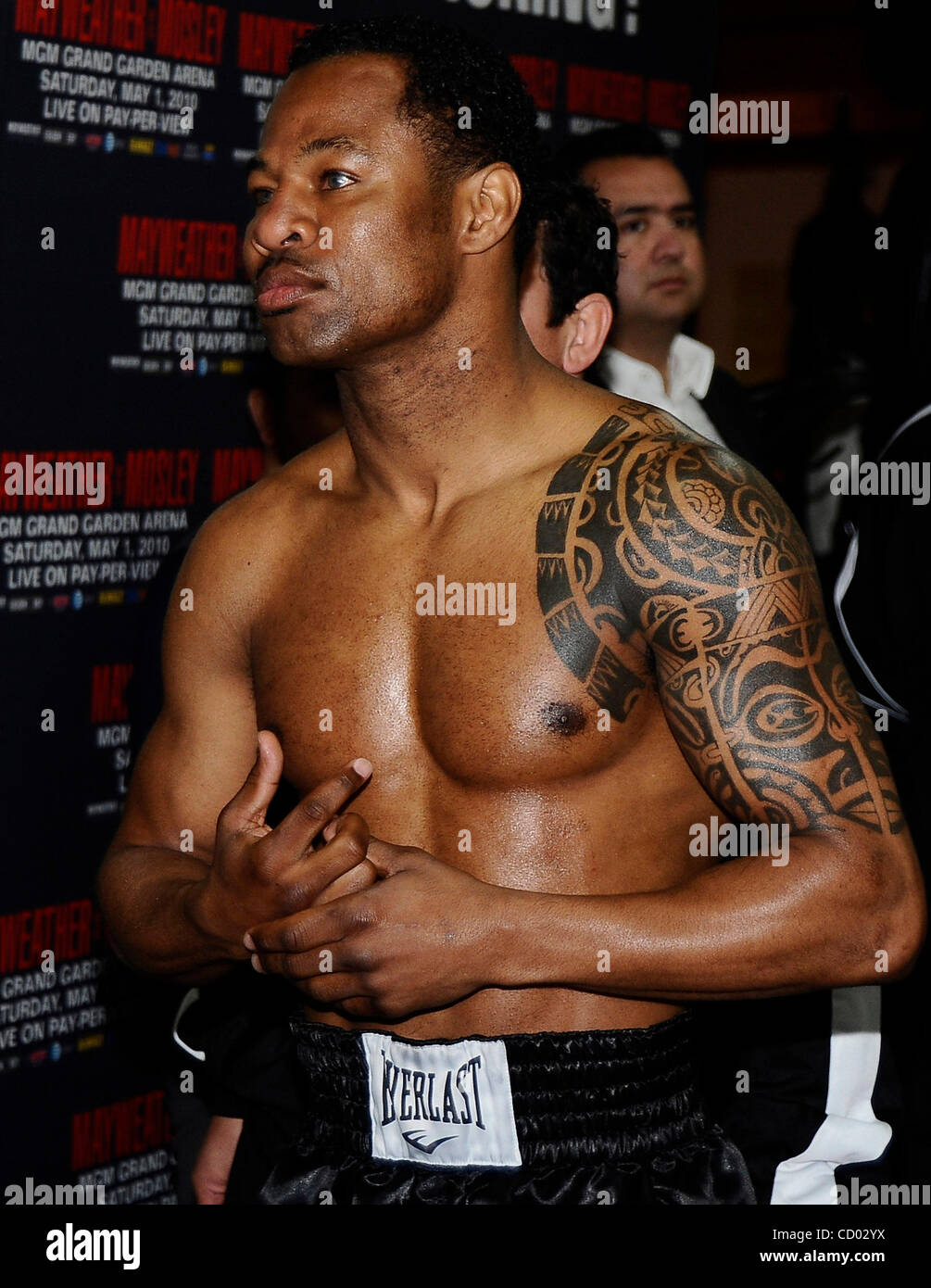 Floyd Mayweather Jr Shane Mosley Black T Shirt Boxing May 1, 2010 XL MGM  GRAND