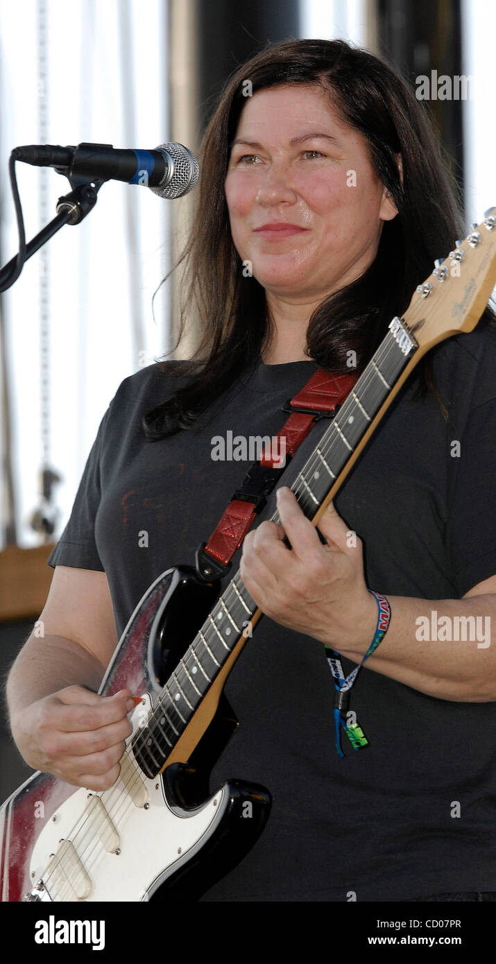 Kelley deal hires stock photography and images Alamy