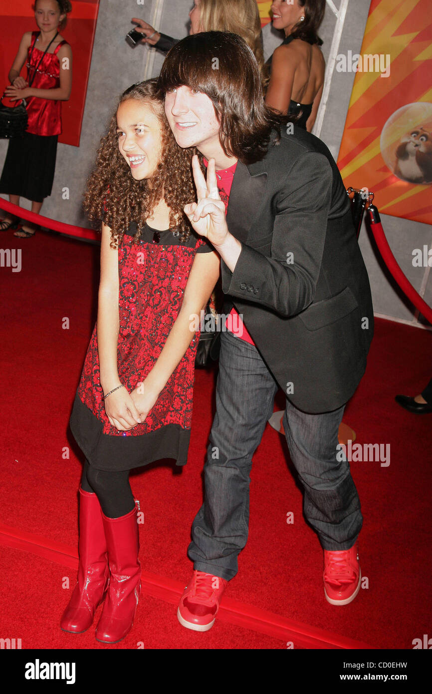 Nov. 17, 2008 - Hollywood, California, U.S. - I1329CHW.''BOLT'' PREMIERE PRESENTED BY WALT DISNEY ANIMATION STUDIOS .EL CAPITAN THEATRE,  BEVERLY HILLS, CALIFORNIA 11-17-2008.MADISON PETTIS.(Credit Image: Â© Clinton Wallace/Globe Photos/ZUMAPRESS.com) Stock Photo