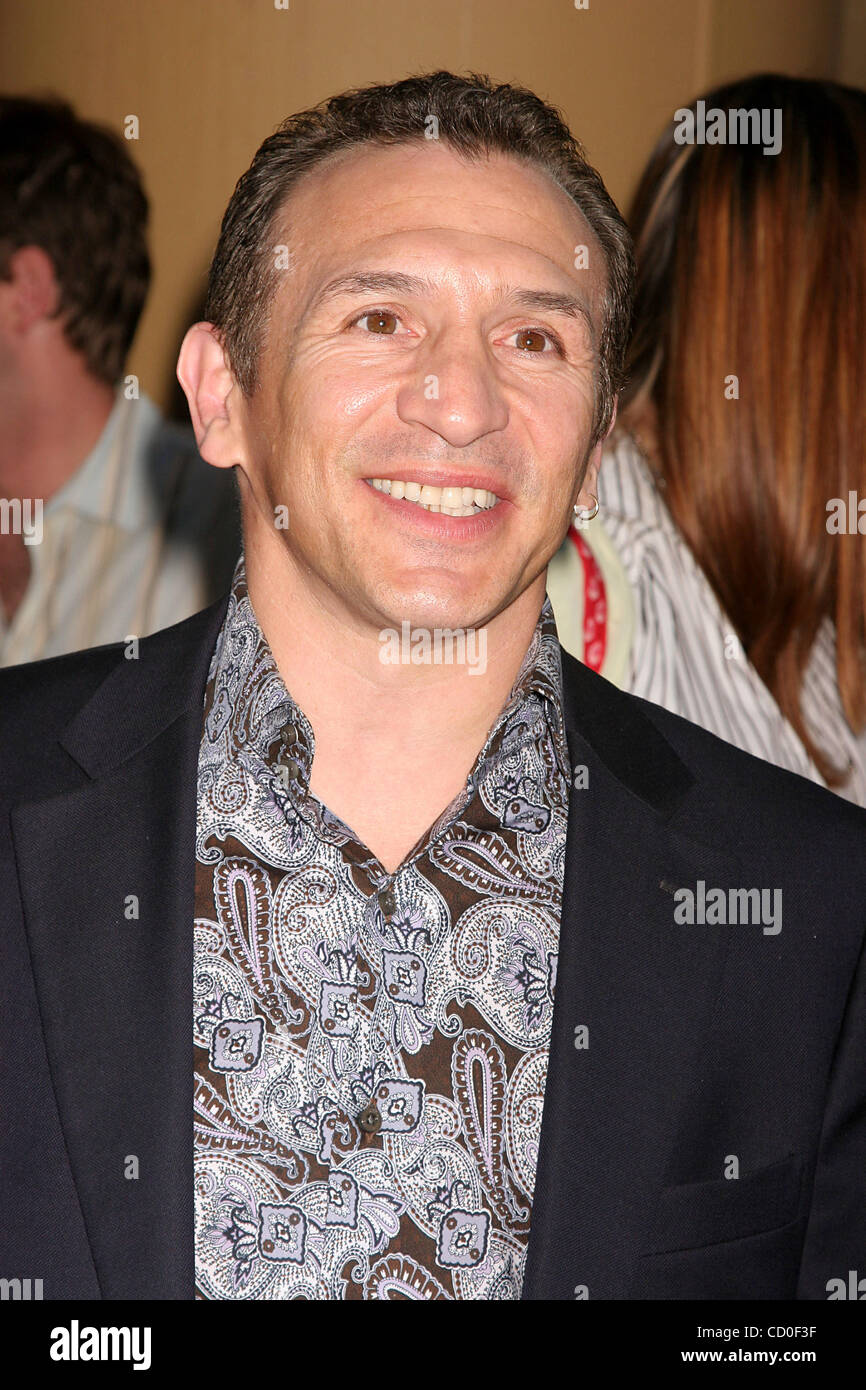 Ray mancini family premiere redbelt hi-res stock photography and