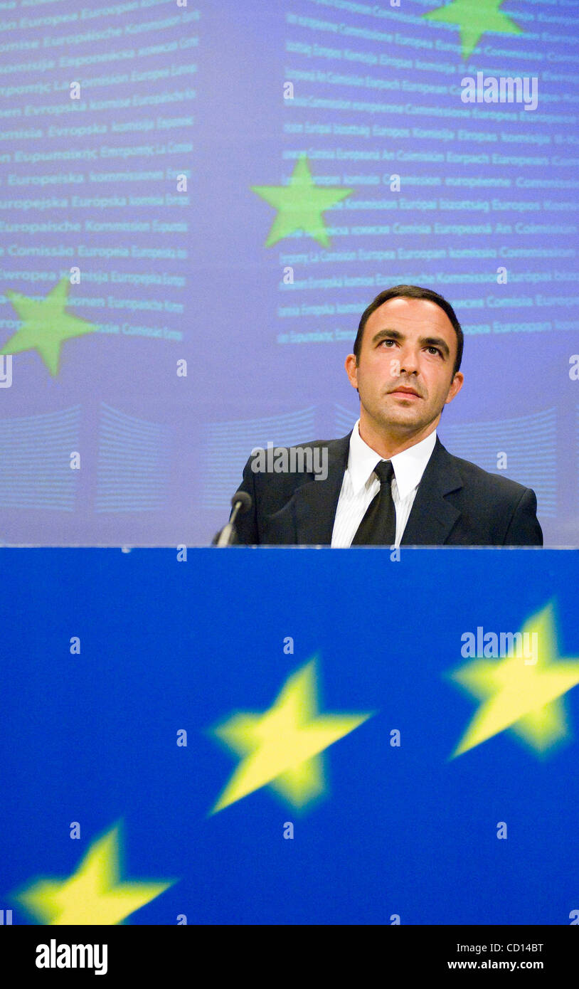Nikos Aliagasis, well-known French-born Greek host of the French music reality program named Star Academy attends a news conference on European Audiovisual strategy with EU commissioner of Institutional Relations and Communication Swedish Margot Wallstrom at European Commission headquater in Brussel Stock Photo