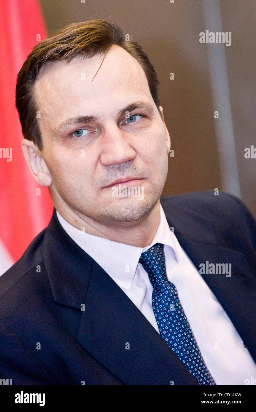 Polish Foreign Minister Radek Sikorski  pictured prerior for the signing ceremony of the EU/Serbia accord of Stabilisation and Association during the EU General Affairs and External Relations Council meeting in Luxembourg, on April 2008. The European Union signed a pact on closer ties with Serbia on Stock Photo