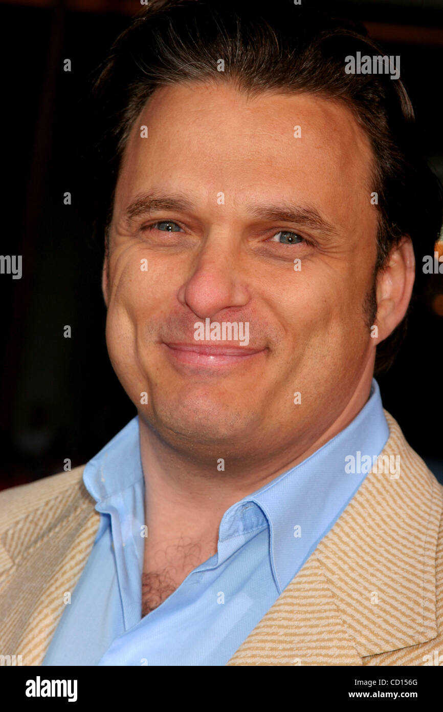 LA INTERNACIONAL CINÉFILA 2025 - CON LOS OJOS ABIERTOS, image size:866x1390