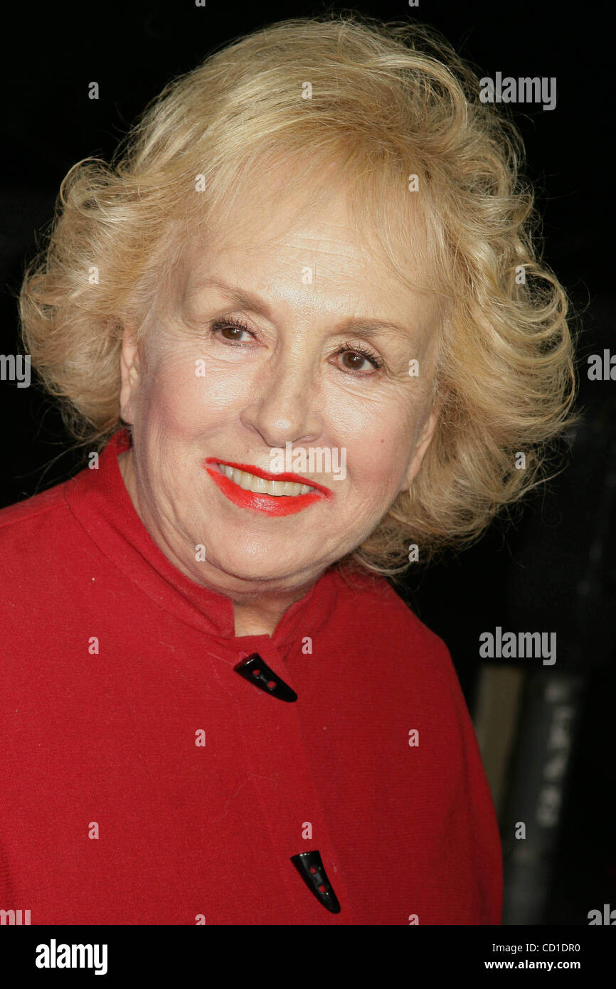 Nov. 18, 2008 - Hollywood, California, U.S. - CHW.''DOUBT'' LOS ANGELES SPECIAL SCREENING .ACADEMY OF MOTION PICTURE ARTS AND SCIENCES,  BEVERLY HILLS, CALIFORNIA 11-18-2008.DORIS ROBERTS .  - -   I13861CHW(Credit Image: Â© Clinton Wallace/Globe Photos/ZUMAPRESS.com) Stock Photo