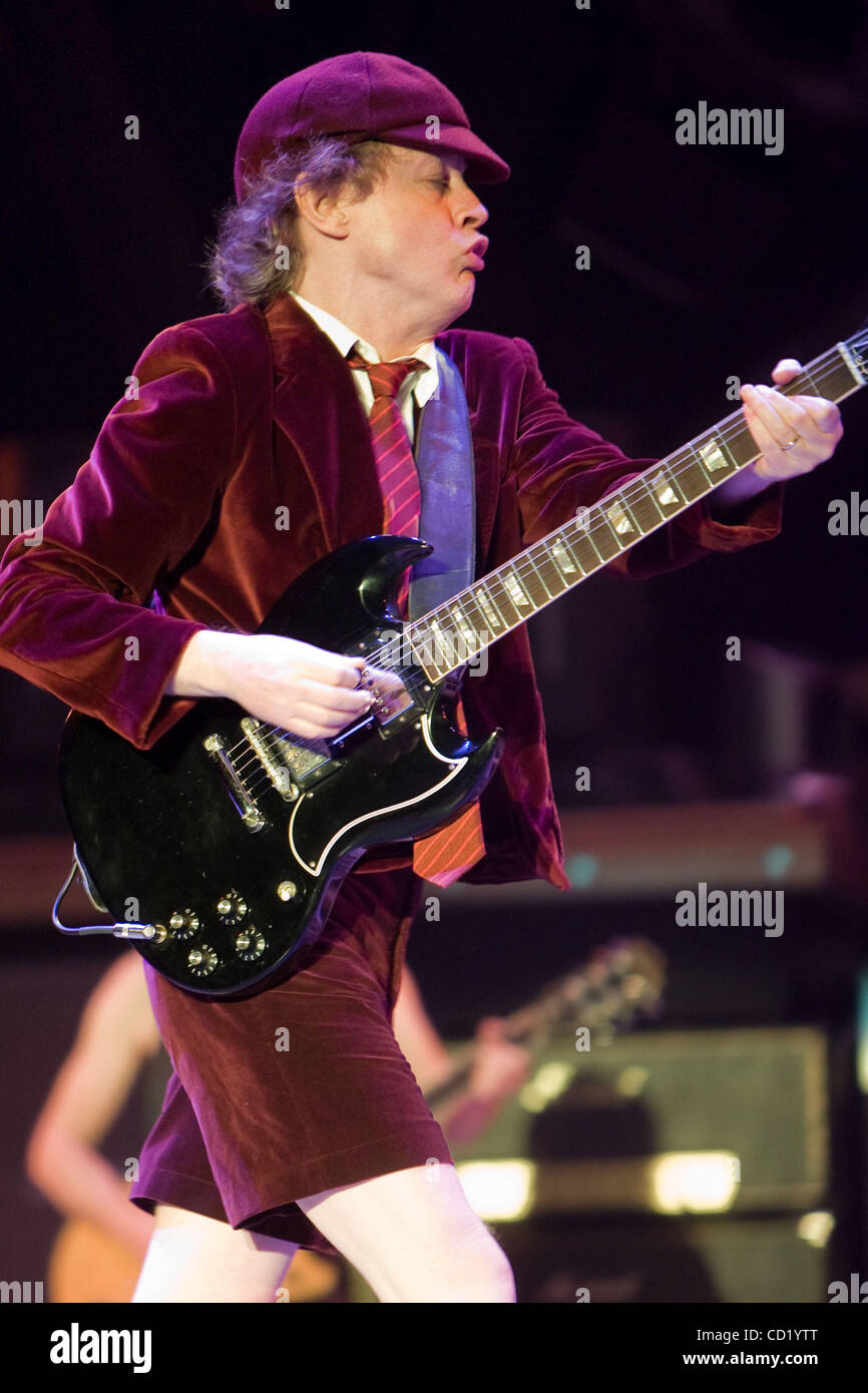 November 7, 2008 - Toronto, Ont AC DC with lead guitar player Angus ...