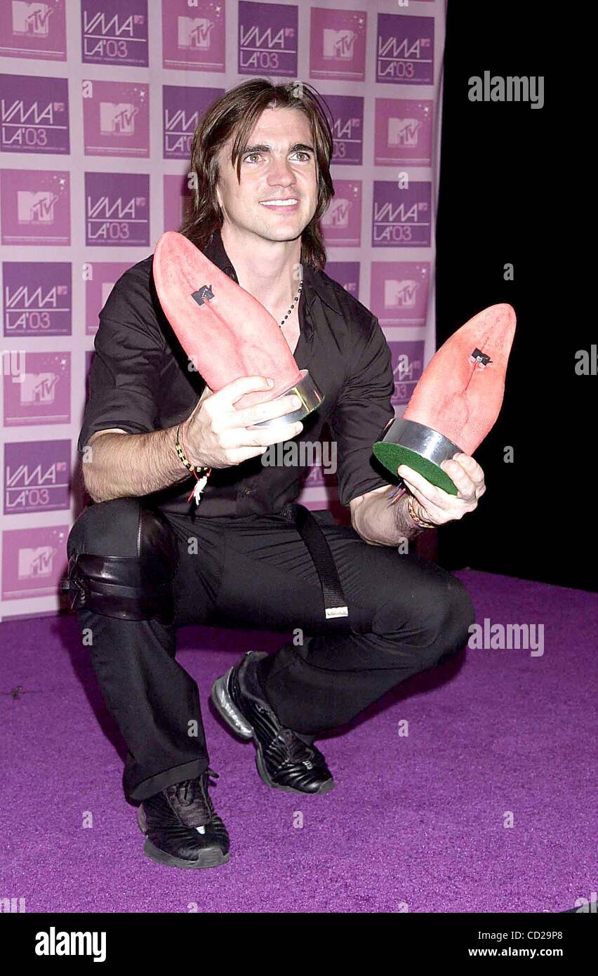 Oct. 23, 2003 - New York, New York, U.S. - Miami Beach, FL 10-23-03.Juanes.at the 2003 MTV Latin Video Music Awards.  /   K33670JKRON(Credit Image: Â© John Krondes/Globe Photos/ZUMAPRESS.com) Stock Photo