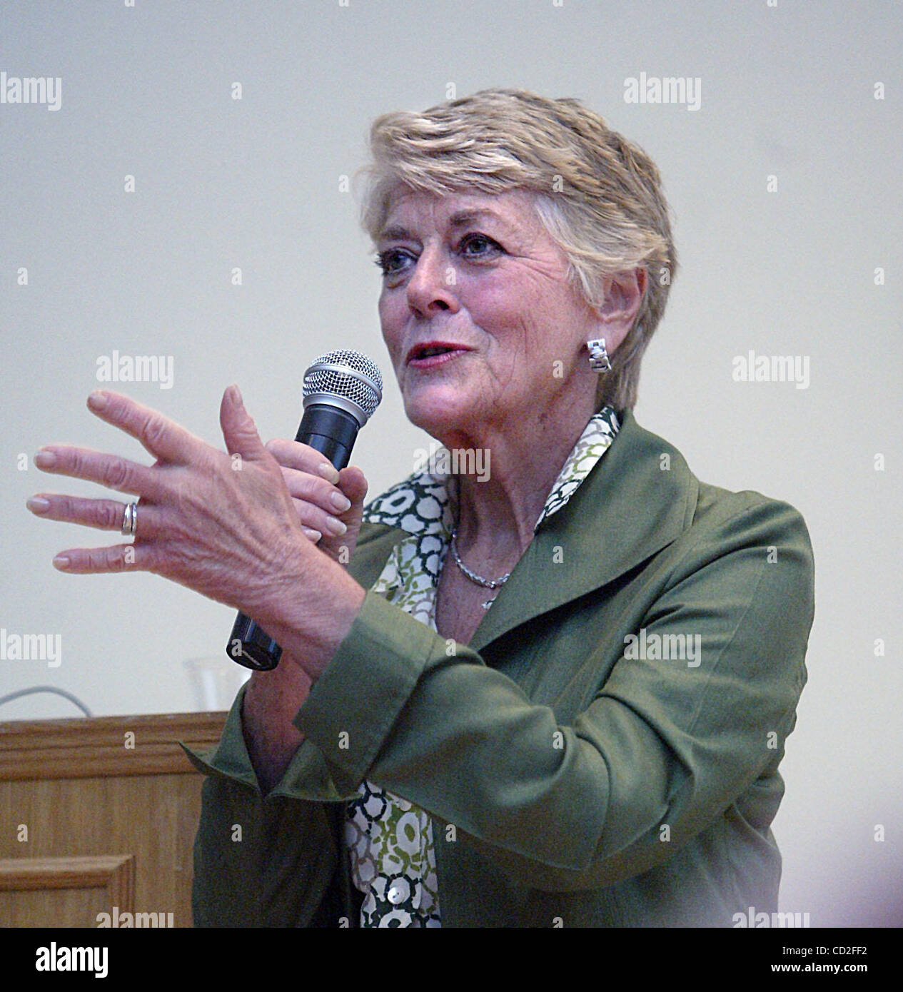 Mar 13, 2008 - Washington, District of Columbia, USA - Former congresswoman and vice-presidential candidate GERALDINE FERRARO, who said she raised about $125,000 for Clinton's campaign, has resigned from Sen. Hillary Clinton's presidential campaign. Ferraro said that Obama's strategist misinterprete Stock Photo