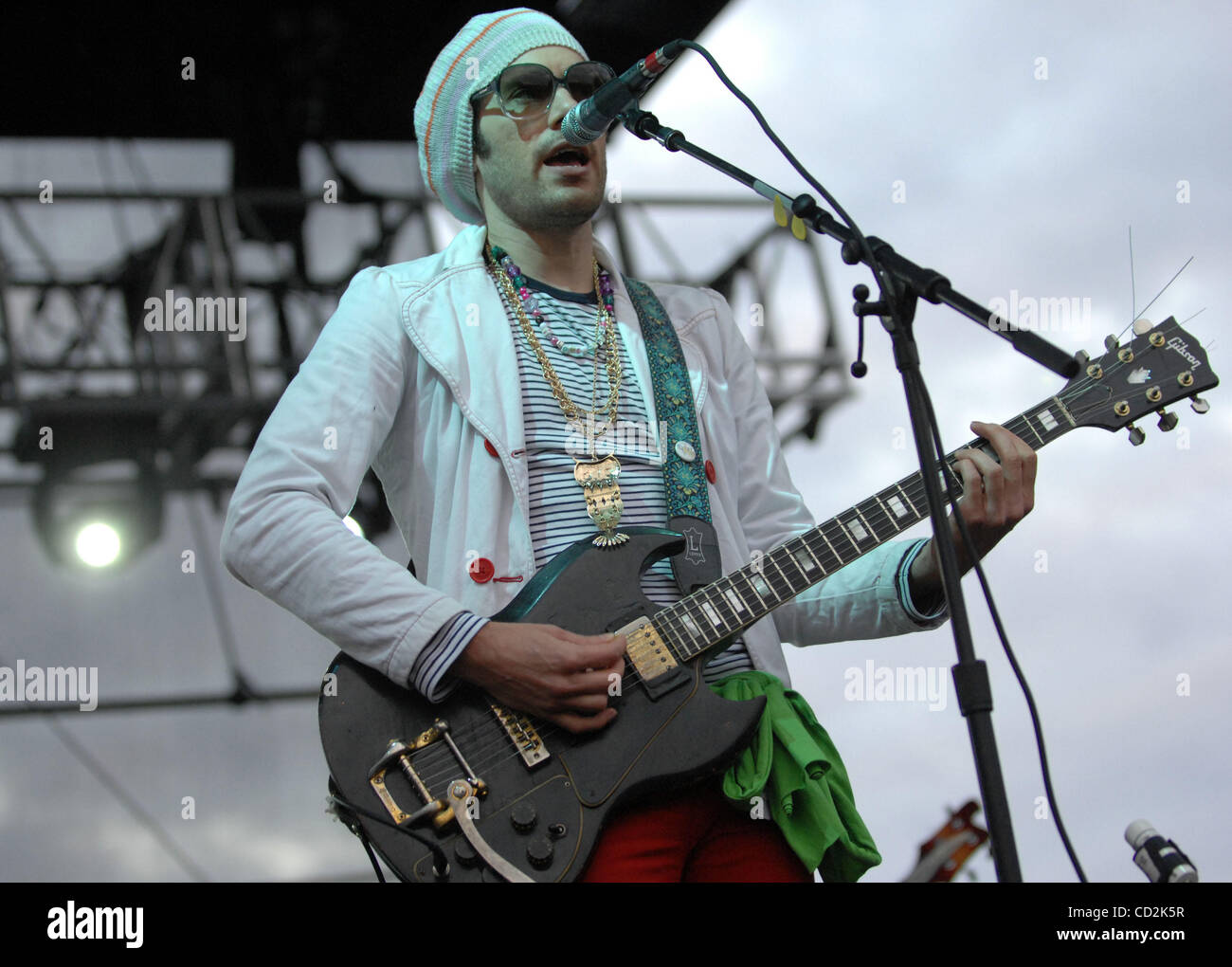 Mar 9, 2008 - Everglades, Florida, USA - Singer / Guitarist KEVIN ...