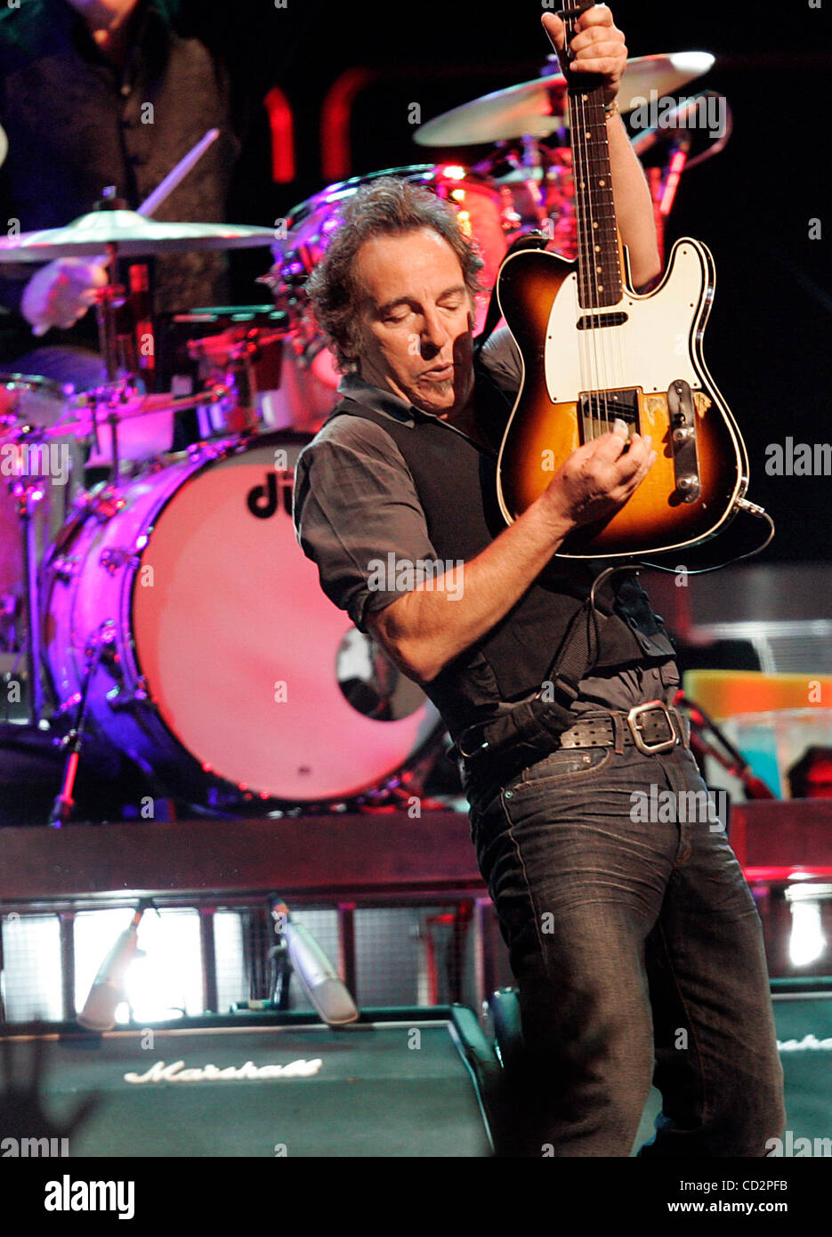 Mar 16, 2008 St. Paul, Minnesota, USA BRUCE SPRINGSTEEN and The E