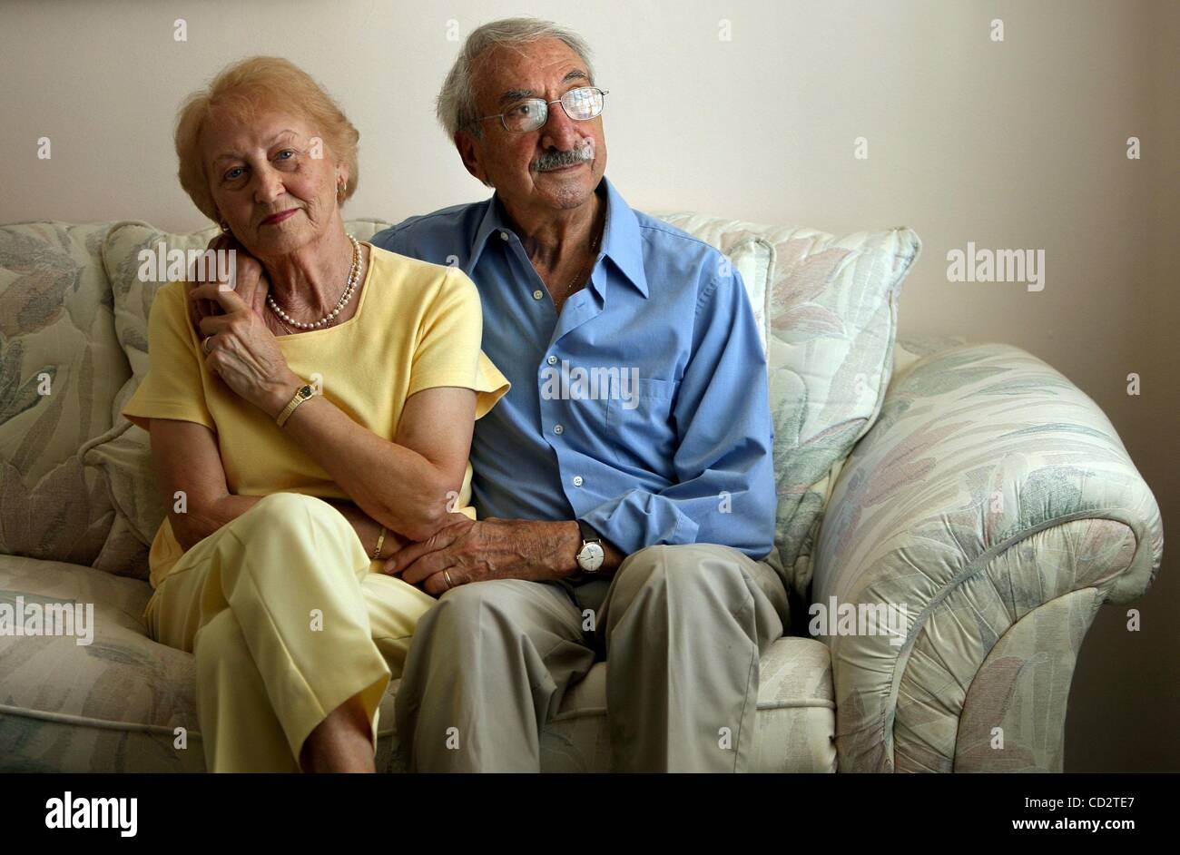 Mar 21, 2008 - Port Richey, Florida, USA - Holiday residents VINCENT OLIVERIO, 84, and his wife ANGELA, 77, are like many people feeling the squeeze from a rising cost of living and declining incomes from CDs and stocks. The Oliverios were thinking about getting a new car, but have decided to keep t Stock Photo