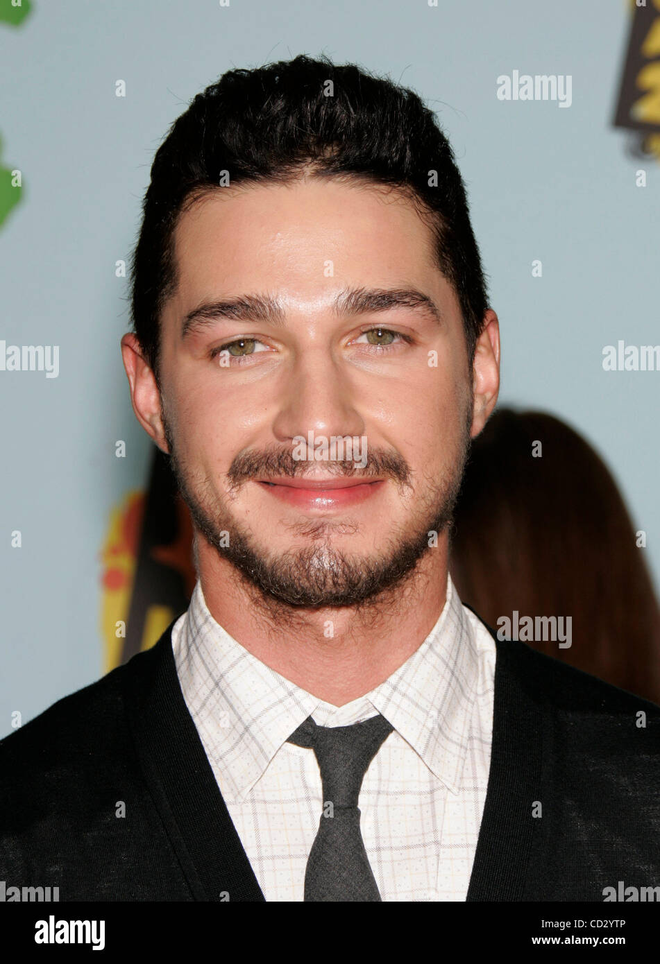 Mar 29, 2008 - Westwood, California, USA - Actor SHIA LABEOUF arriving at  the Kid's Choice Awards 2008 held at the UCLA. (Credit Image Stock Photo -  Alamy