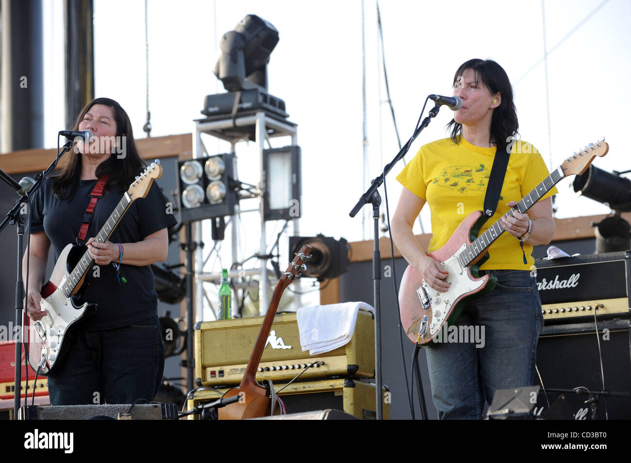 Apr 25, 2008 Indio, California; USA (LR) Musician KIM DEAL and