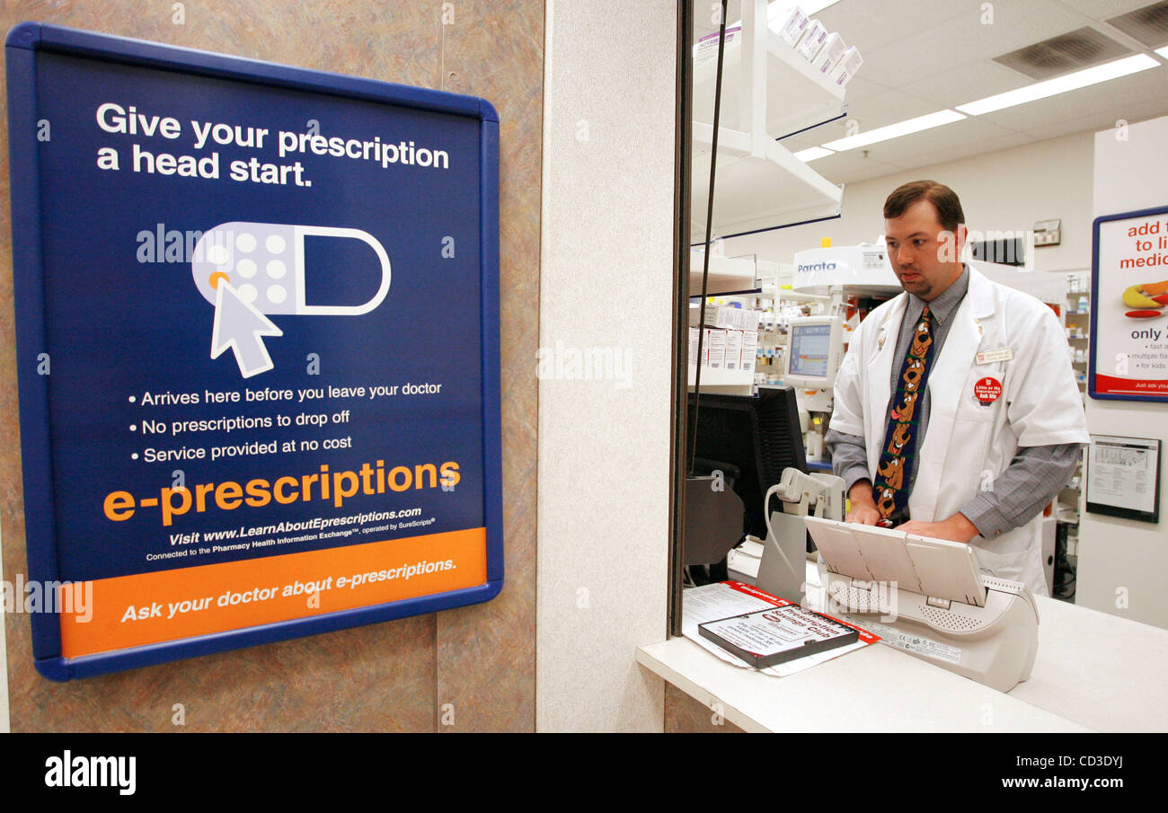 Walgreens Pharmacy Stock Photos & Walgreens Pharmacy Stock Images Alamy