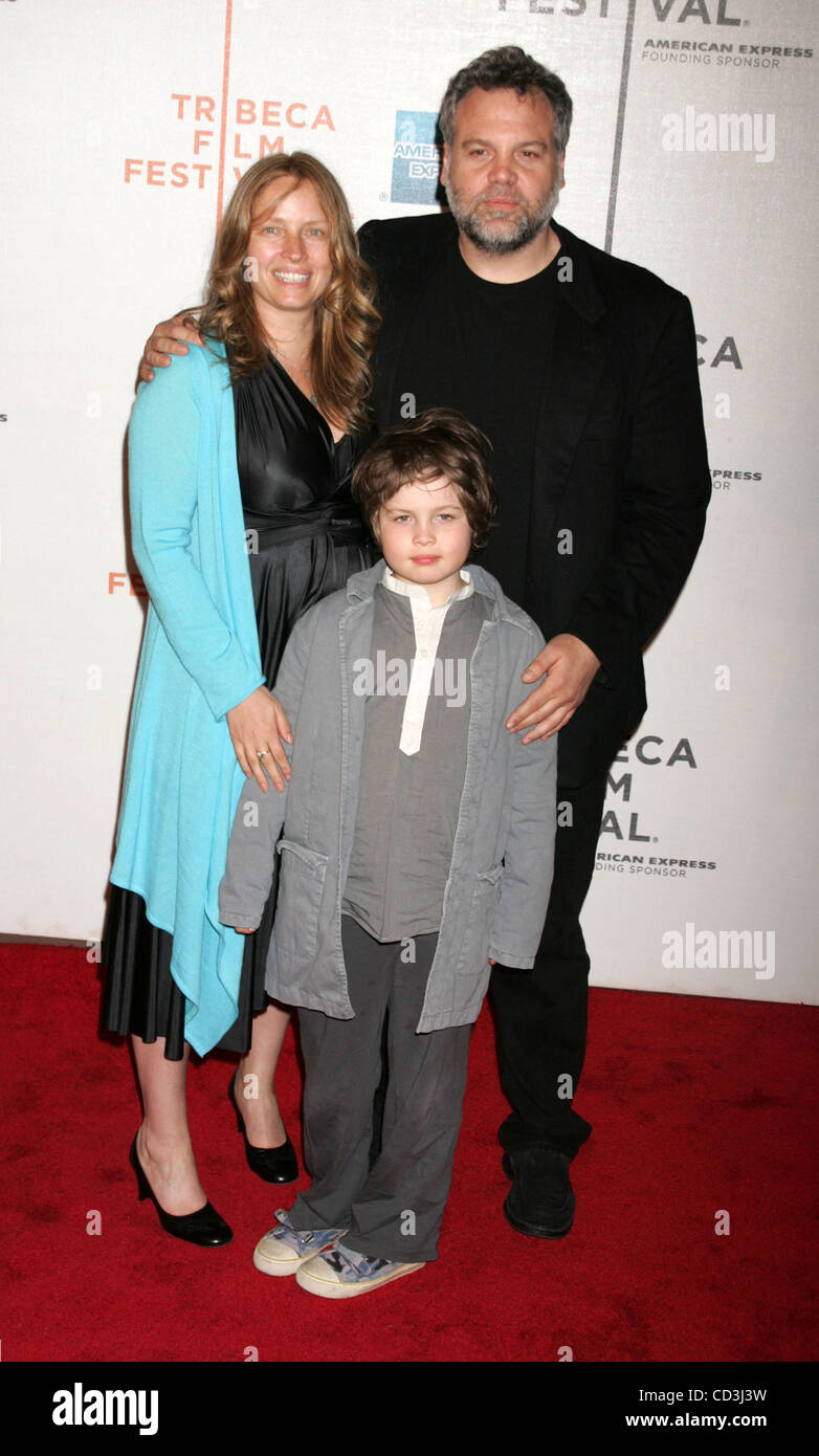 May 03, 2008 New York, NY, USA Actor VINCENT D'ONOFRIO and FAMILY
