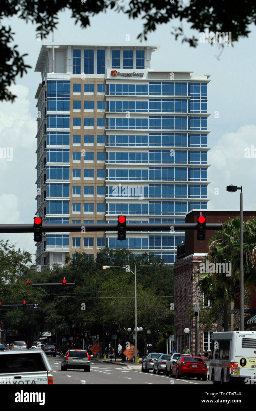 CAPTION (St. Petersburg, 8/29/2008) The Progress Energy building in