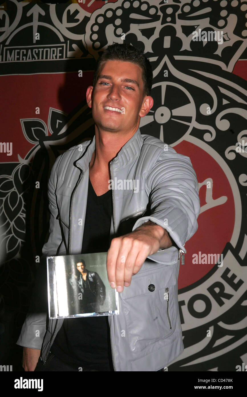 Donnie klang hi-res stock photography and images - Alamy