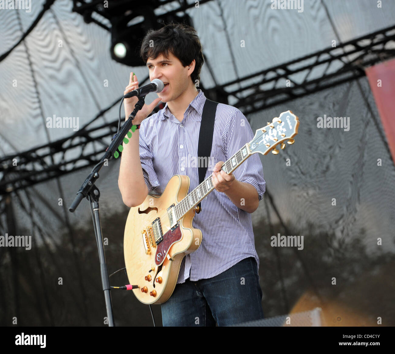 Sep 26, 2008 - Austin, Texas; USA - Singer / Guitarist EZRA KOENIG Of ...