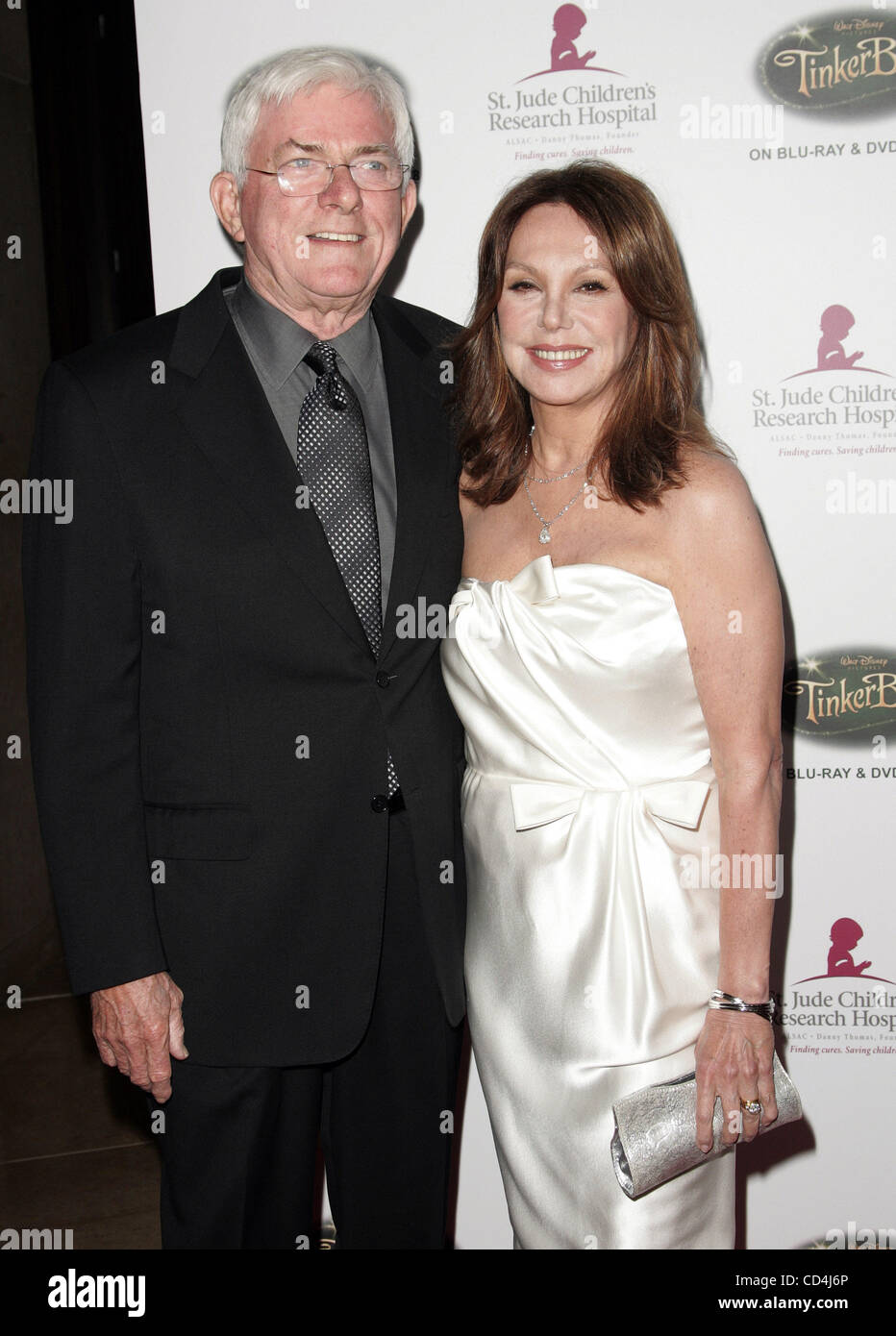 Oct 11, 2008 Beverly Hills, California, USA Actress MARLO THOMAS & Husband PHIL DONAHUE