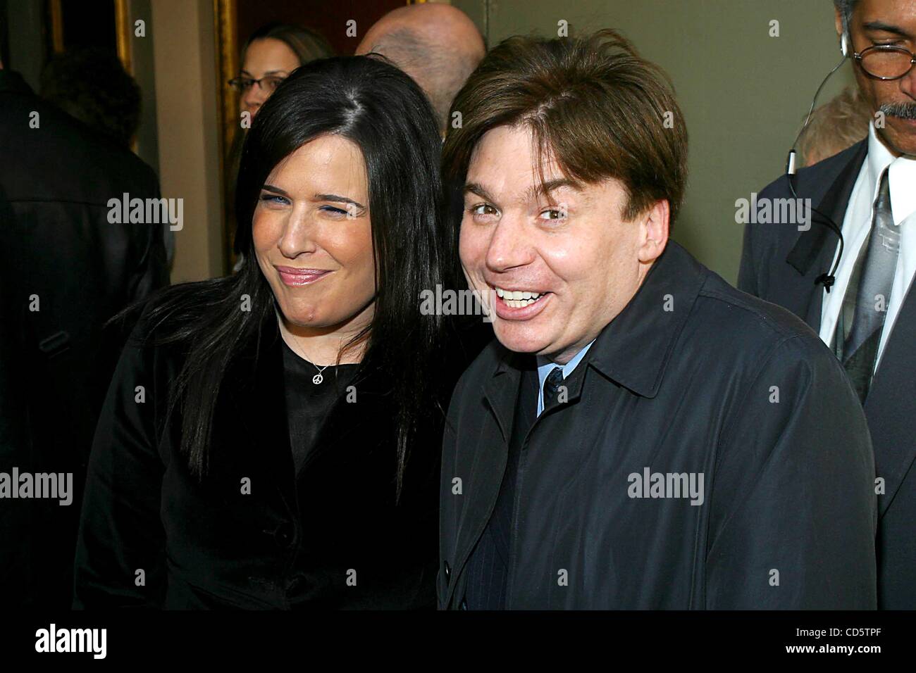 May 2, 2003 - New York, New York, U.S. - K30400RM        SD0504.OPENING OF THE MUSICAL .''LOOK OF LOVE''.BROOKS ATKINSONTHEATRE ,NEW YORK New York.   /     2003.MIKE MYERS AND ROBIN (HIS WIFE)(Credit Image: Â© Rick Mackler/Globe Photos/ZUMAPRESS.com) Stock Photo