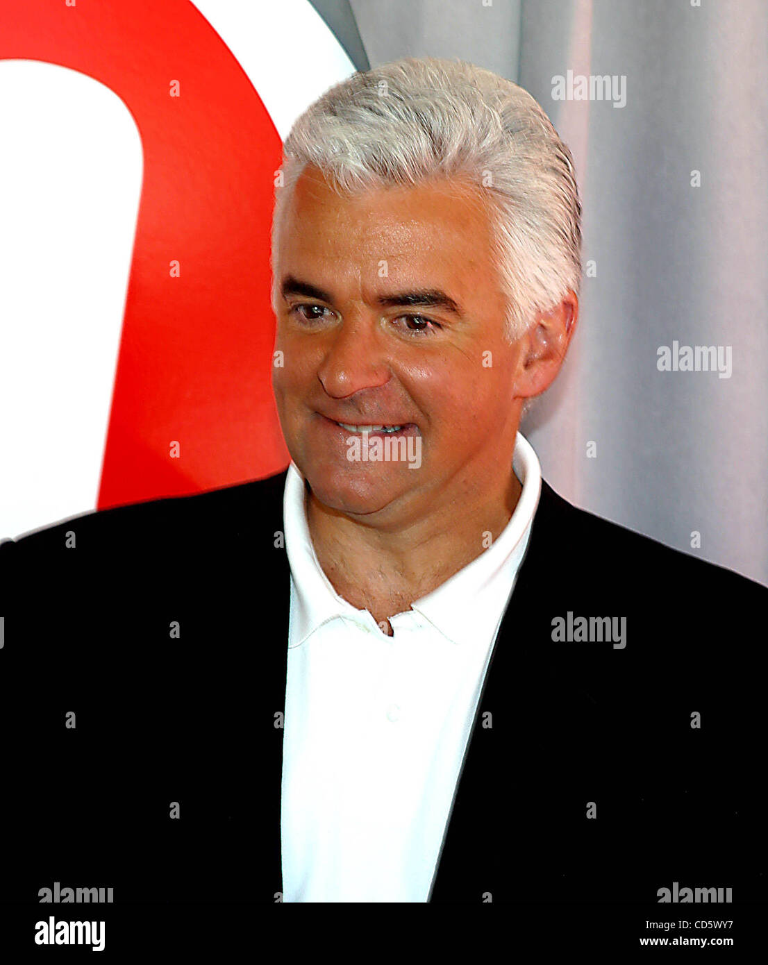 May 15, 2003 - New York, New York, U.S. - JOHN O'HURLEY.K30680RM.2003-2004 UPN UPFRONT PRESENTATION AT MADISON SQUARE GARDEN IN NEW YORK New York.5/15/2003.  /    2003(Credit Image: Â© Rick Mackler/Globe Photos/ZUMAPRESS.com) Stock Photo