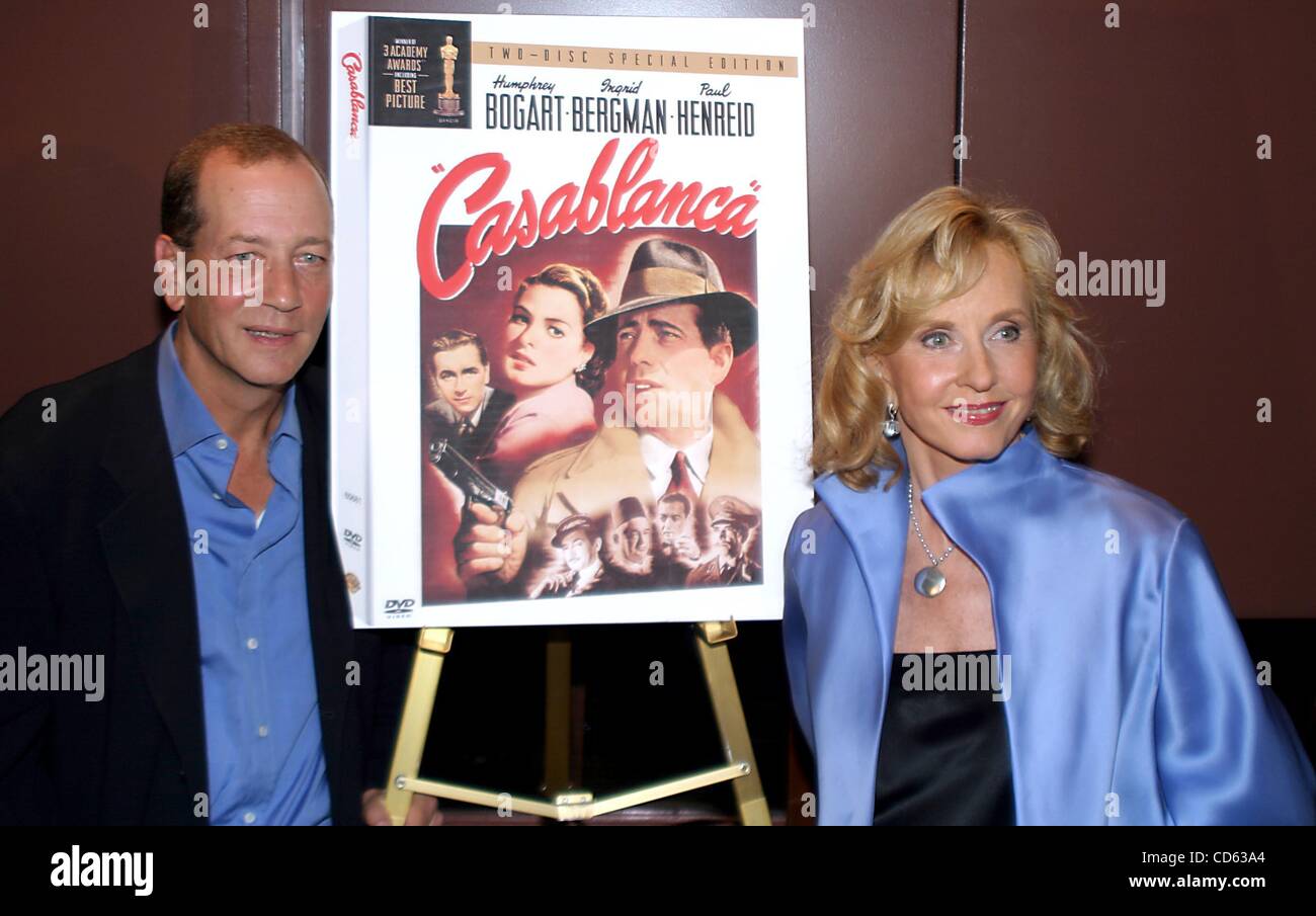 Aug. 11, 2003 - New York, New York, U.S. - K32249RM.60TH ANNIVERSARY OF CASABLANCA WITH A GALA TRIBUTE SCREENING AT THE ALICE TULLY HALL IN LINCOLN CENTER, NEW YORK New York .08/11/2003.  /    2003.STEPHEN BOGART AND PIA LINDSTROM(Credit Image: Â© Rick Mackler/Globe Photos/ZUMAPRESS.com) Stock Photo