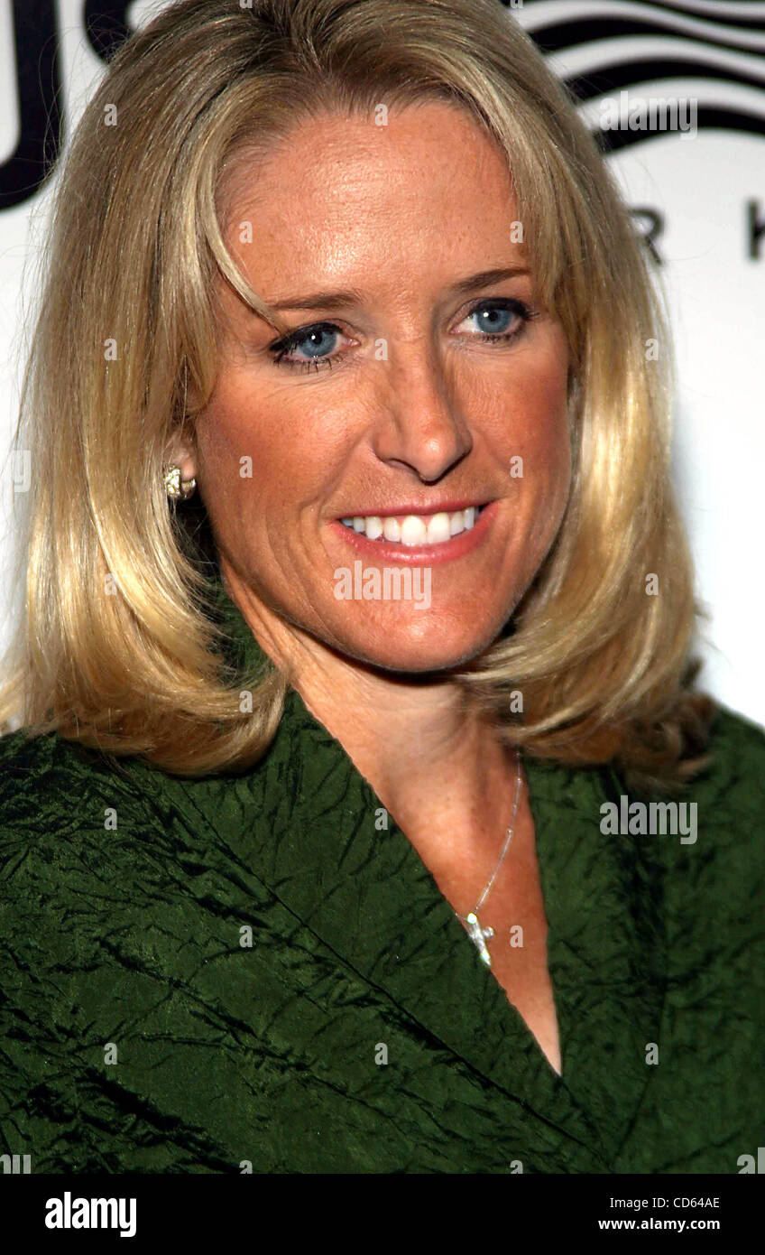 Aug. 25, 2003 - New York, New York, U.S. - K32406RM.  SD08/25/2003..USA NETWORK CELEBRATES THE OPENING OF THE 2003 US OPEN AT ACES RESTAURANT AT THE ARTHUR ASHE STADIUM IN FLUSHING MEADOWS , NYC..TRACY AUSTIN.(Credit Image: Â© Rick Mackler/Globe Photos/ZUMAPRESS.com) Stock Photo