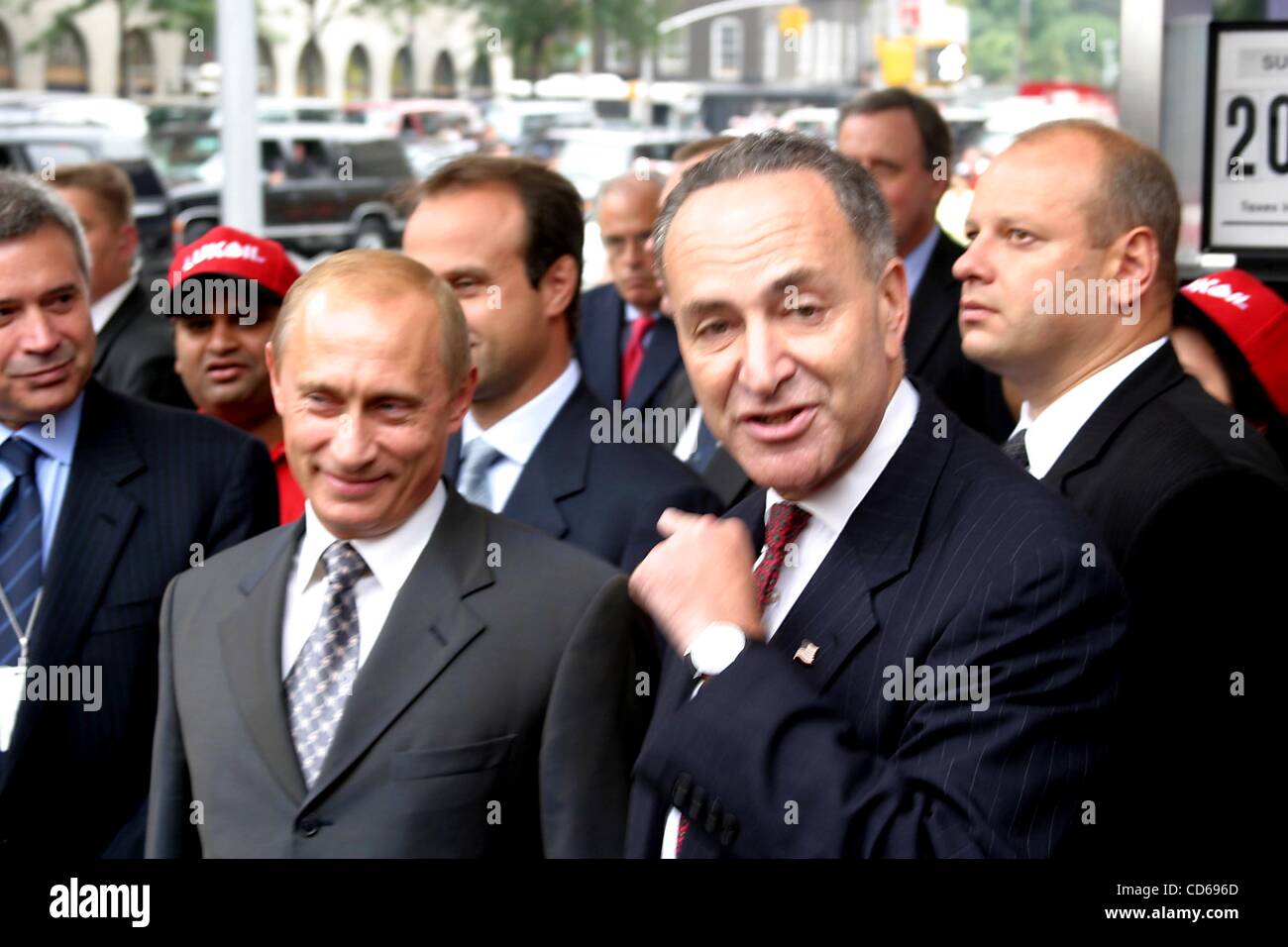 sept-26-2003-new-york-new-york-us-k33082rmsenator-chuck-schumer-joins-CD696D.jpg