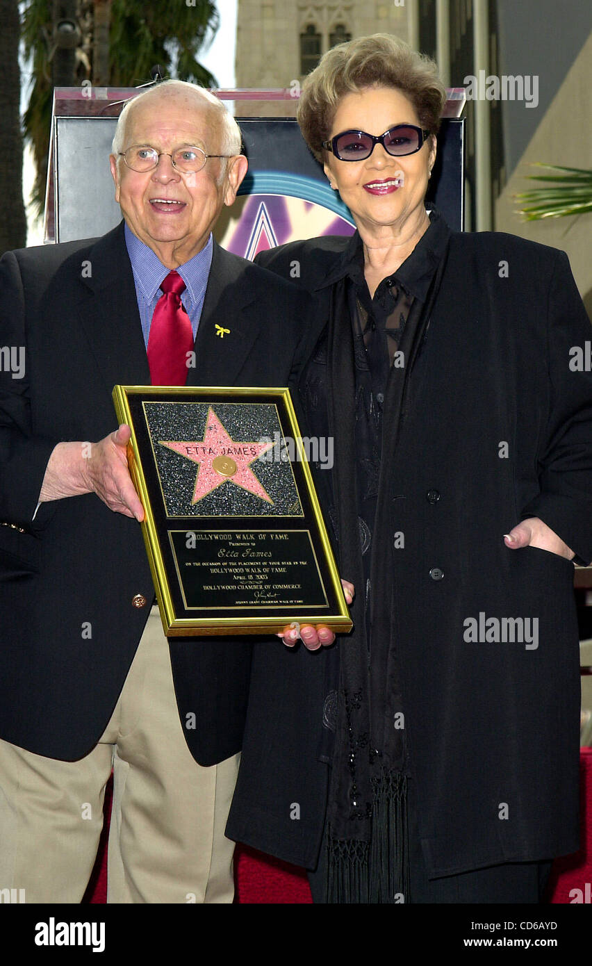 Apr. 18, 2003 - Hollywood, California, U.S. - K47022MG.LOS ANGELES, April 18 2003 (SSI) - -.Honorary Mayor of Hollywood, Johnny Grant presents legendary singer Etta James with a replica of a token of  appreciation, during ceremony honoring James with with the 2,223nd Star on the Hollywood Walk of Fa Stock Photo
