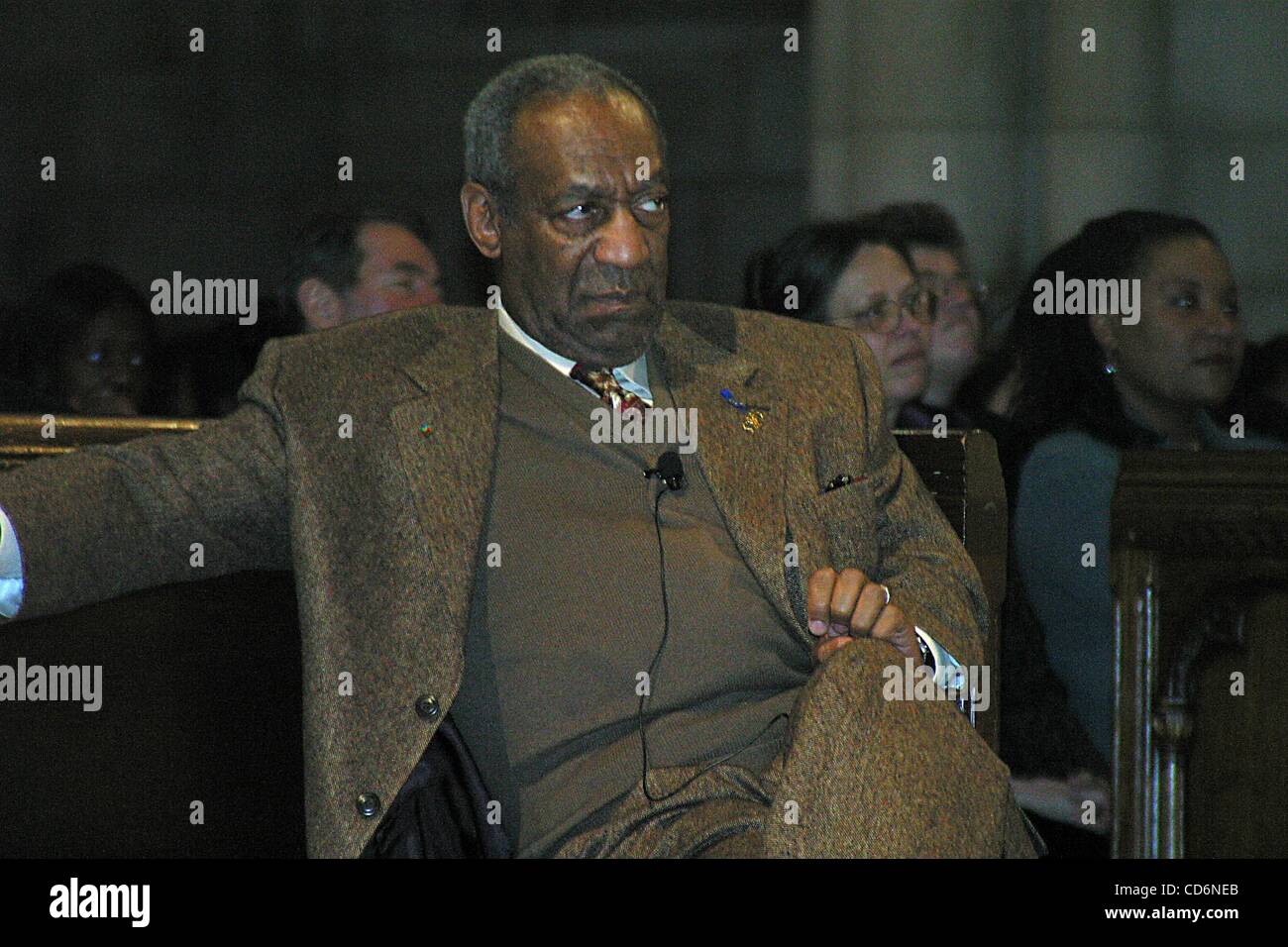 Feb. 2, 2004 - New York, New York, U.S. - K35226RM.''A CONVERSATION WITH COSBY'' TEACHERS COLLEGE AND REGION 10 COLLABERATIVE COMMEMORATION OF BROWN VS. TOPEKA BOARD OF EDUCATION SUPREME COURT DECISION , NEW YORK New York .02/02/2004.  /     2004..BILL COSBY(Credit Image: Â© Rick Mackler/Globe Photo Stock Photo