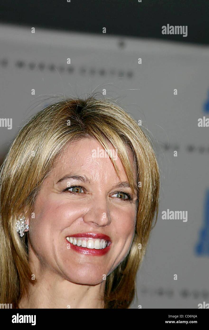 Paula Zahn Stock Photos & Paula Zahn Stock Images - Alamy