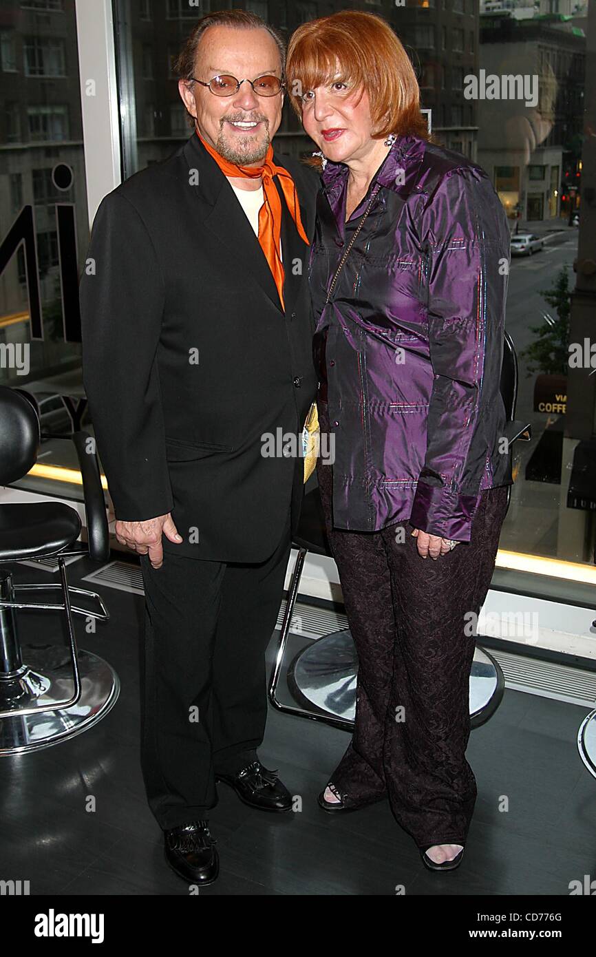 Sally jessy raphael hi-res stock photography and images - Alamy