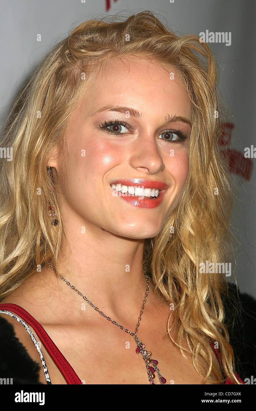 Sept. 17, 2004 - New York, New York, U.S. - K39539ML.JESSE MCCARTNEY CD RFELEASE PARTY OF BEAUTIFUL SOUL AT THE TIME SQUARE PLANET HOLLYWOOD , NEW YORK New York .09/17/2004.  /     2004.LEVEN RAMBIN(Credit Image: Â© Mitchell Levy/Globe Photos/ZUMAPRESS.com) Stock Photo