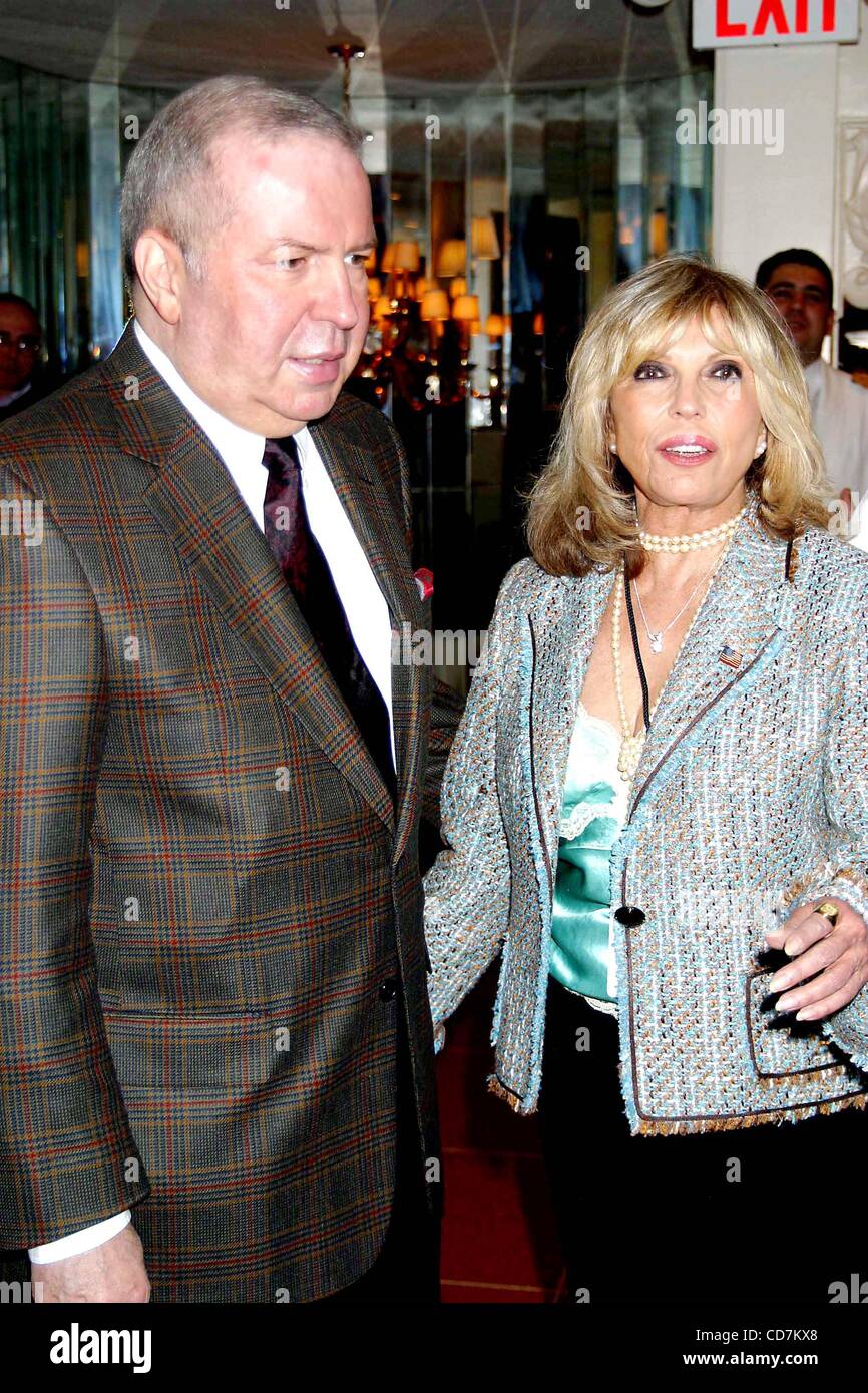 Frank sinatra son hi-res stock photography and images - Alamy