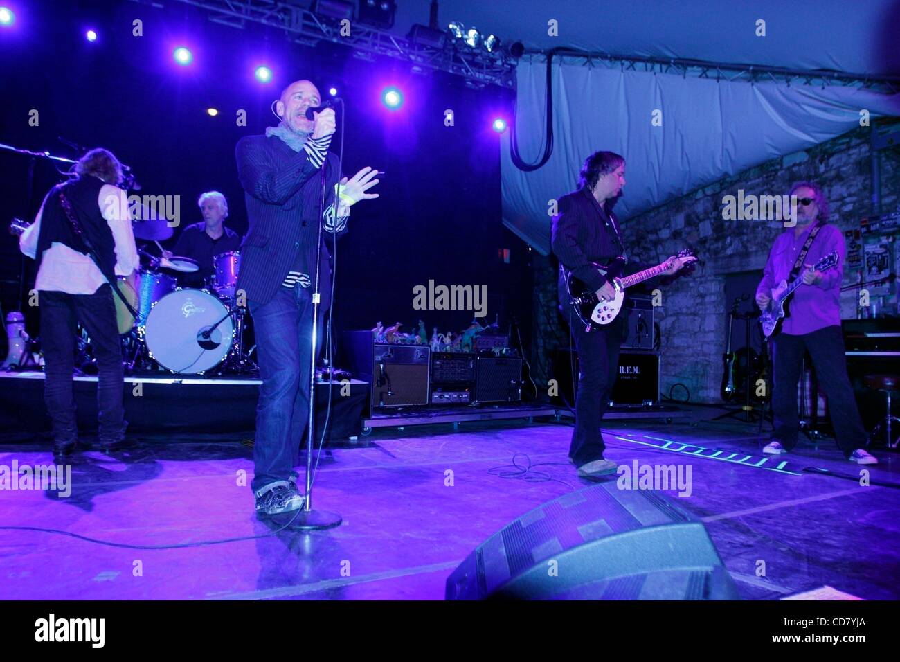 Mar 12, 2008 - Austin, Texas, USA - MICHAEL STIPE and R.E.M. at Stubbs BBQ performing in Austin Texas on March 12, 2008 during SXSW 2008.  (Credit Image: Â© Aviv Small/ZUMA Press) Stock Photo