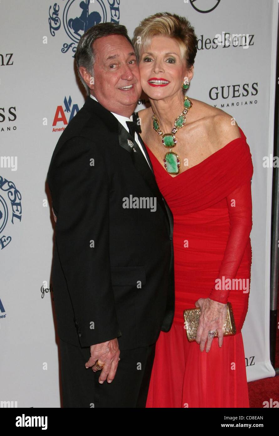 Oct 25, 2008 - Los Angeles, California, USA - Singer NEIL SEDAKA and wife LEBA STRASSBERG   at The Mercedes-Benz 30th Anniversary Carousel of Hope Ball to benefit The Barbara Davis Center for Childhood Diabetes. The event was held at the Beverly Hilton Hotel. (Credit Image: Â© Paul Fenton/ZUMA Press Stock Photo
