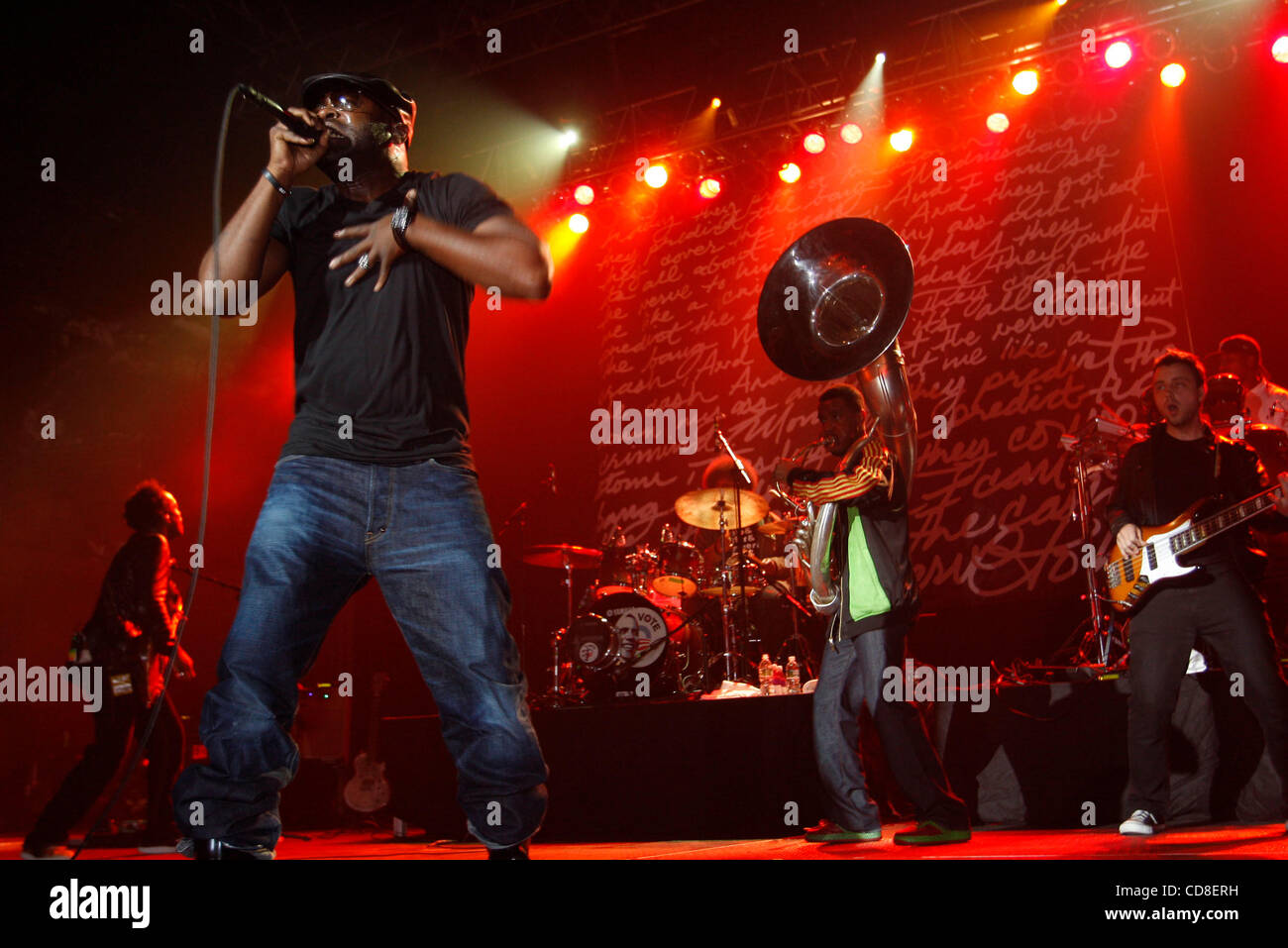 Damon tuba gooding jr roots hi-res stock photography and images - Alamy