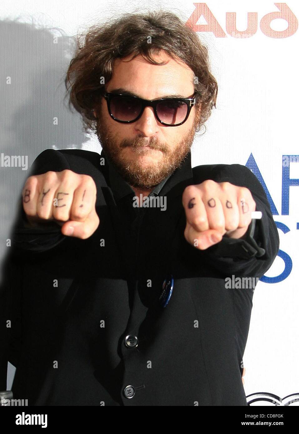 Nov 01, 2008 - Los Angeles, California, USA - Actor JOAQUIN PHOENIX at ...