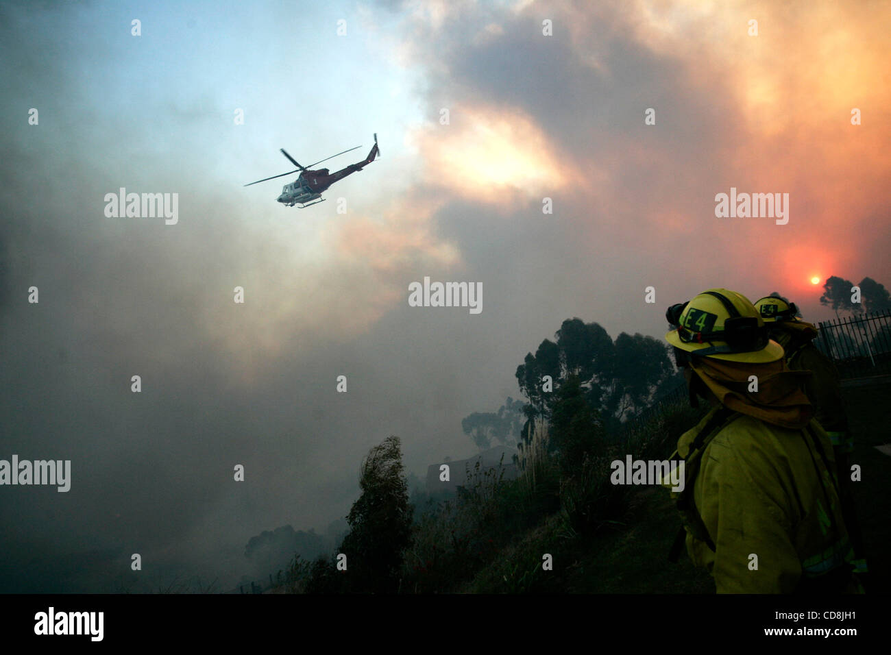 Nov 15, 2008 - Los Angeles, California, USA - A firefighter a ...