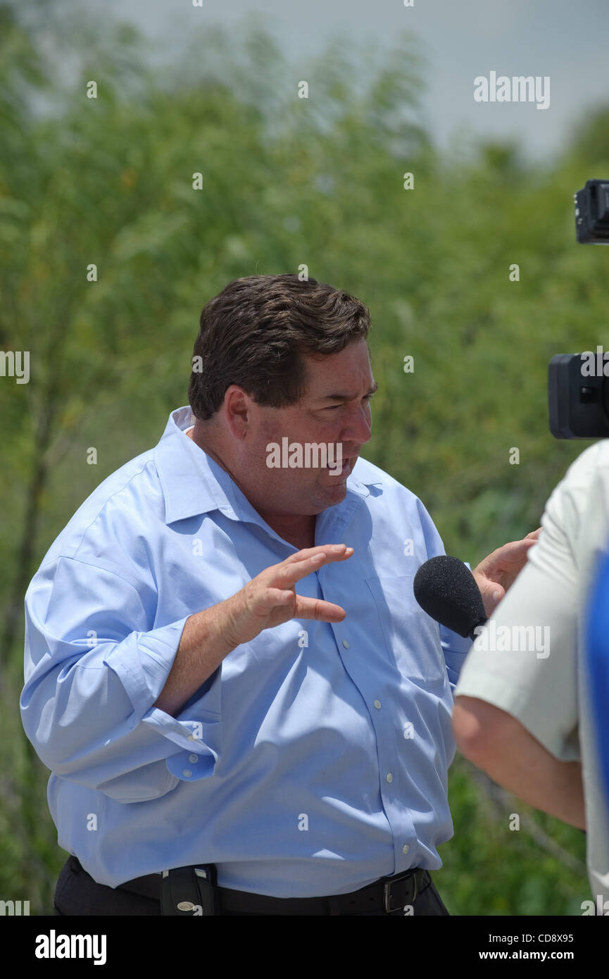 Plaquemines parish president billy nungesser talking to reporters about