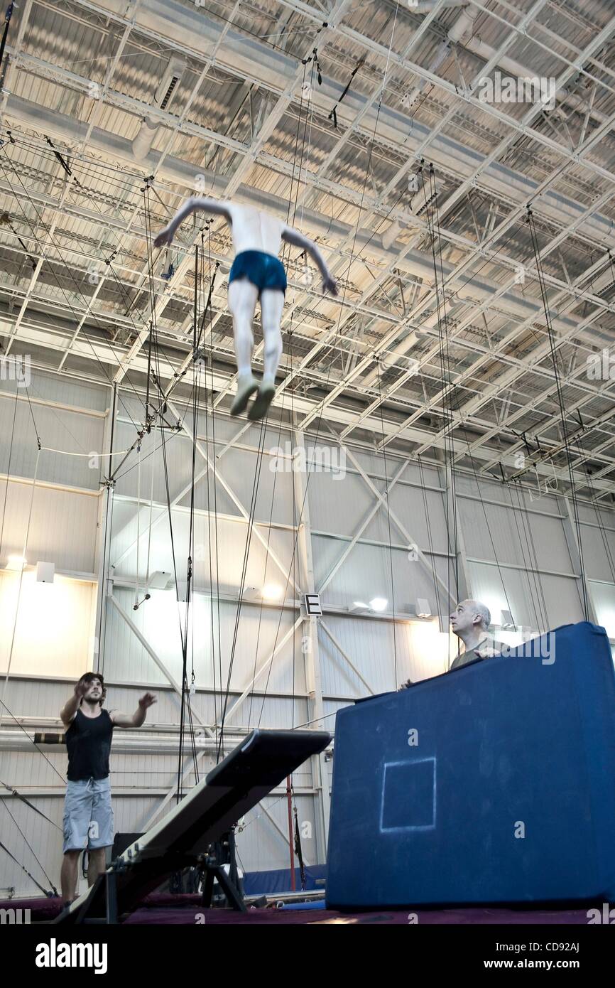 Jun 16, 2010 Montreal, Canada Cirque du Soleil "Circus of the Sun