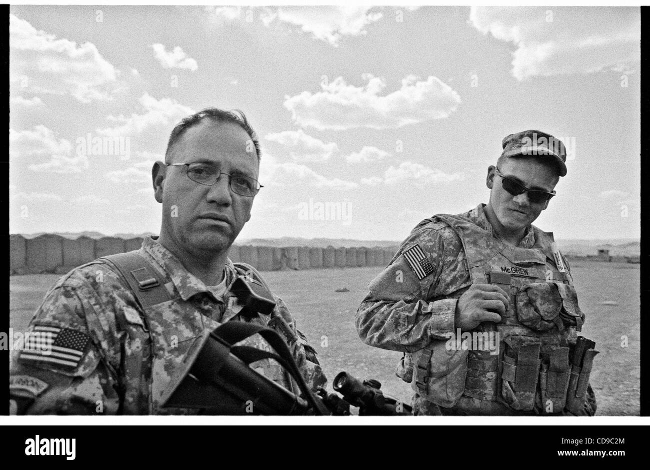 Training weapons afghanistan Black and White Stock Photos & Images - Alamy