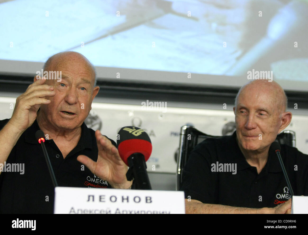 35th anniversary of Apollo-Soyuz Test Project was celebrated in Moscow. Pictured: l-r cosmonaut Alexei Leonov and U.S. astronaut Thomas Stafford at the press conference in Moscow. On July 15, 1975, the Soyuz-19 spacecraft with cosmonauts Alexei Leonov and Valery Kubasov onboard lifted off from the B Stock Photo