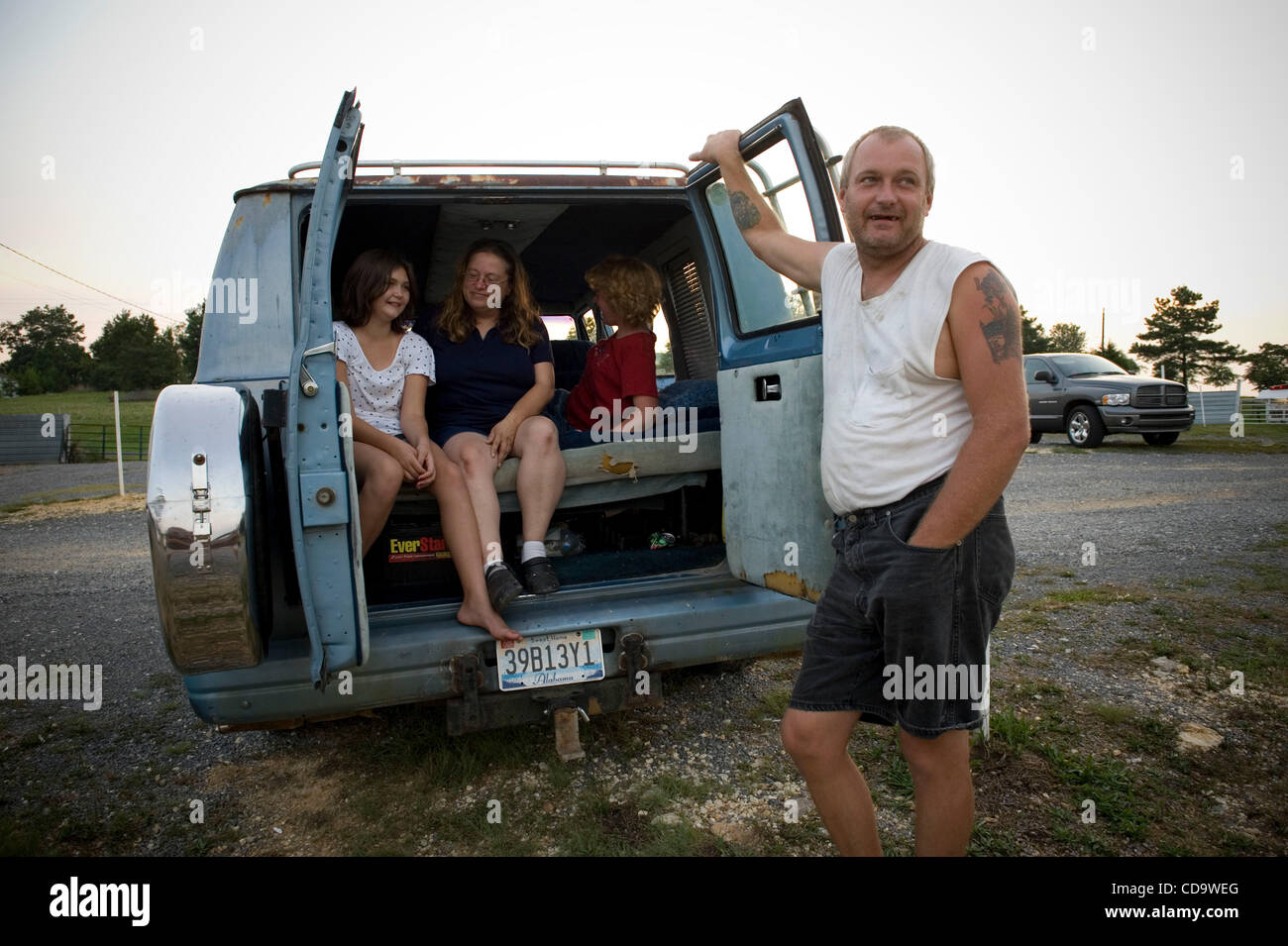 Show Time When the Sun Goes Down HENAGAR, ALABAMA The drivein