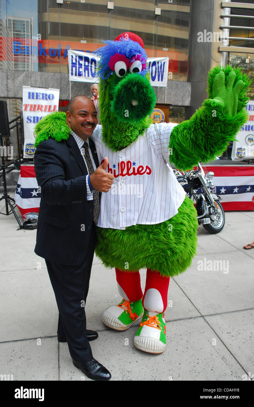 Pictures of the Phanatic rallying South Jersey elementary school students