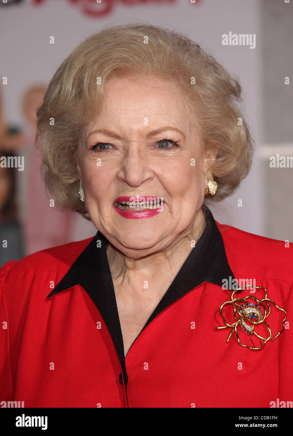 Sep 22, 2010 - Hollywood, California, USA - Actor BETTY WHITE arriving ...