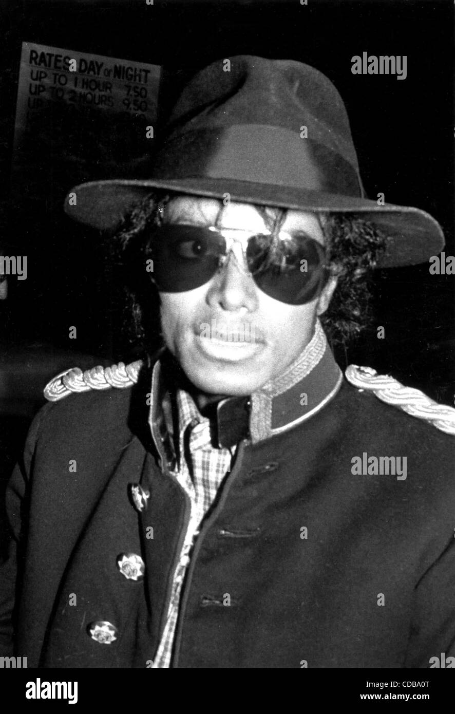 Michael Jackson Arriving At Manhattan S Museum Of Natural History For The Party That Cbs Records Threw In His Honor Ny1197 A A C Michaeljacksonretro Credit Image A C Judie Burstein Globe Photos Zumapress Com Stock Photo Alamy